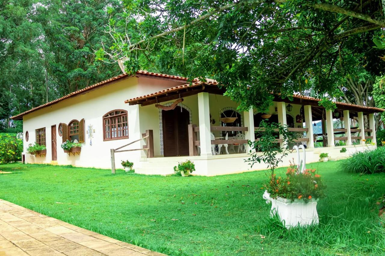 Villa Fazendinha Nossa Senhora Da Medalha Milagrosa Ouro Fino  Esterno foto