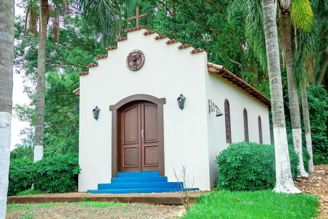 Villa Fazendinha Nossa Senhora Da Medalha Milagrosa Ouro Fino  Esterno foto